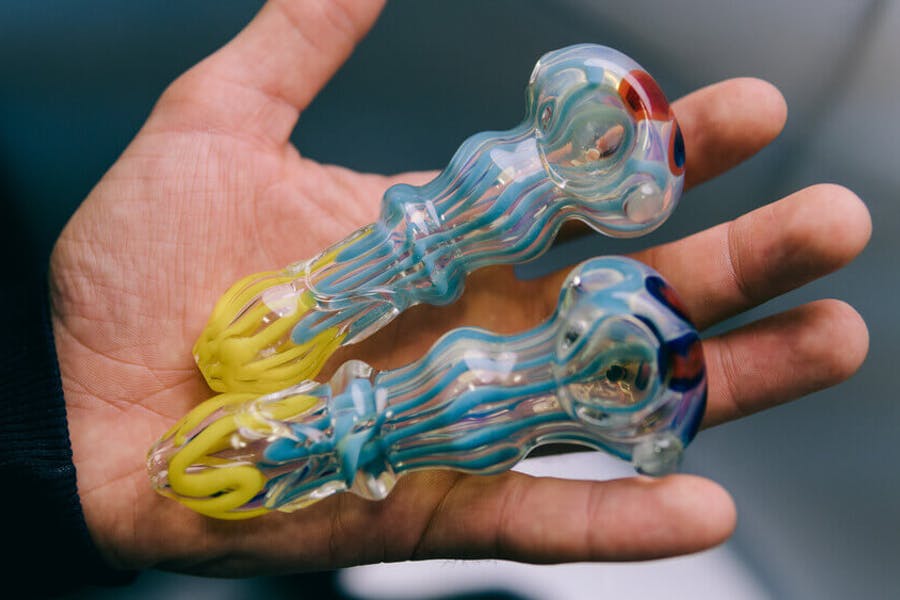 Glass pipes under 50$